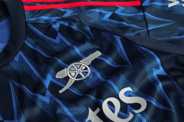 Arsenal adidas 25/26 Away Shirt - Image 4